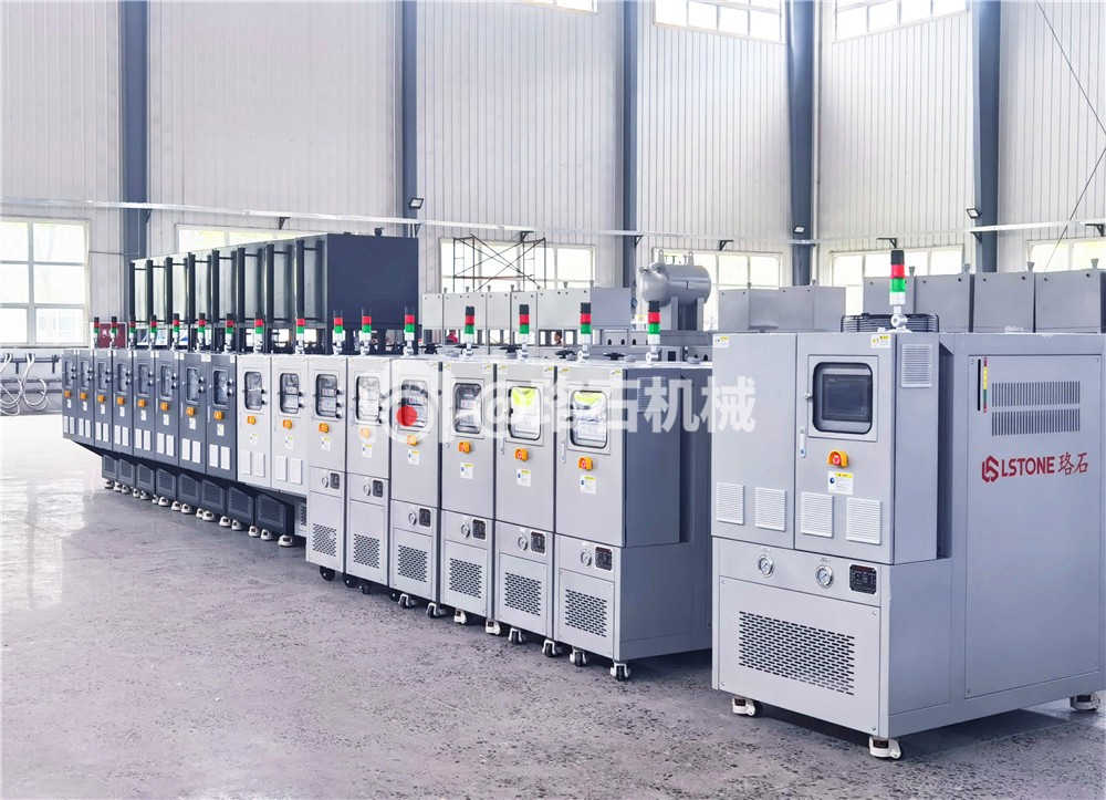 7臺，油式模溫機，發往重慶市